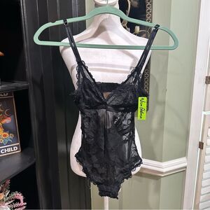 Sam Edelman Black Lace Bodysuit – NWT (Size Small)